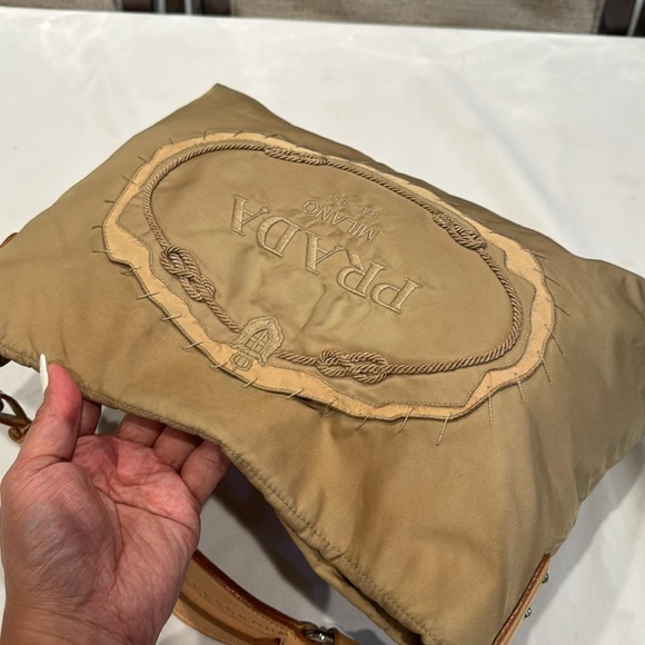 Authentic Prada shoulder bag - Picture 9 of 14